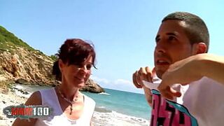 Joycelina a mature analfucked outdoor - porn video
