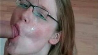 SweetAnne striptease - porn video