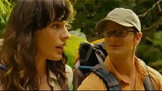 Kiele Sanchez and Milla Jovovich hot In A Perfect Getaway movie NO NUDE - porn video