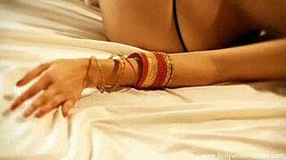 Brunette beauty From Bollywood India - porn video